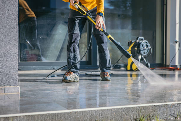 Best Patio and Deck Pressure Washing  in Friendswood, TX